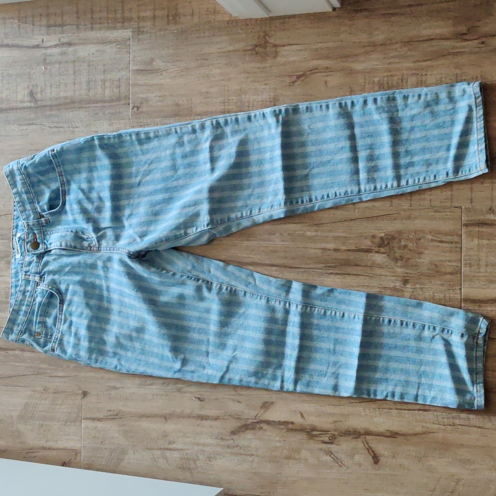 Billabong | Striped jean capris